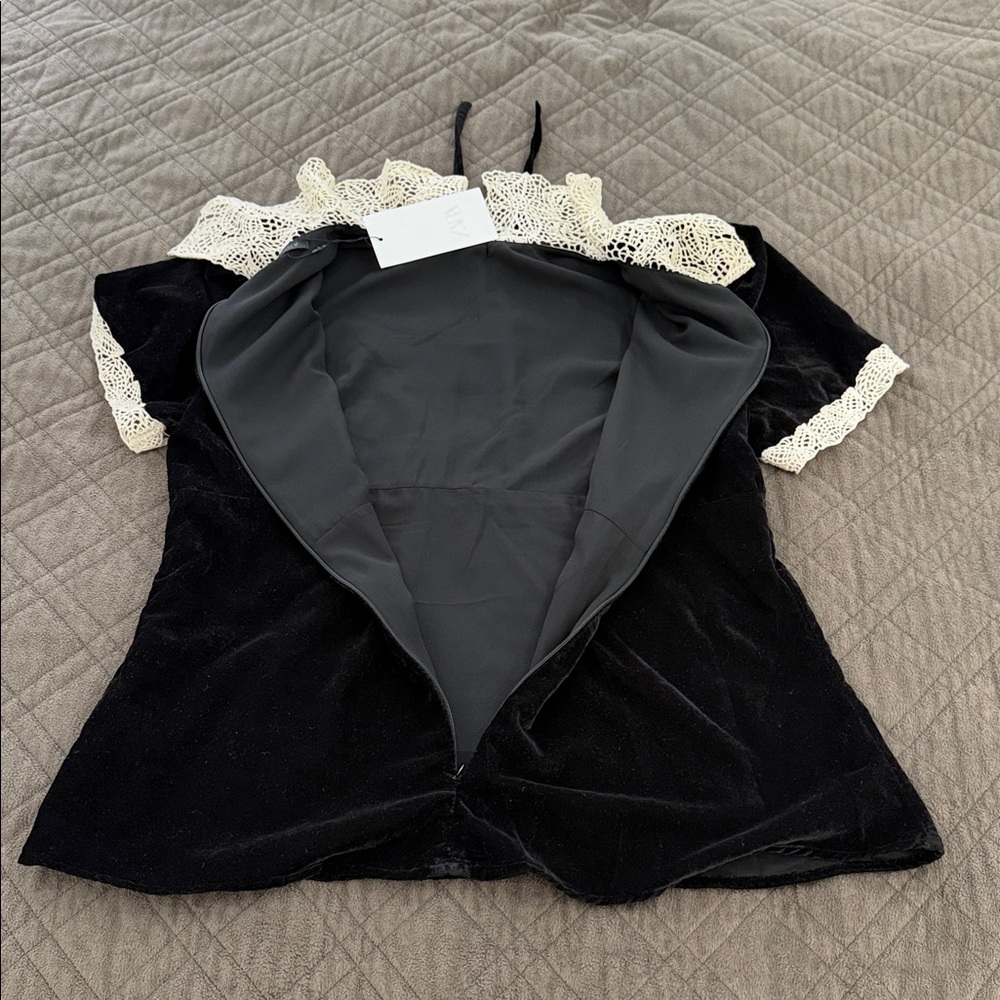 Zara NWT Black Velvet Crochet Bow Top/Shirt/Blouse size XL - Picture 12 of 17